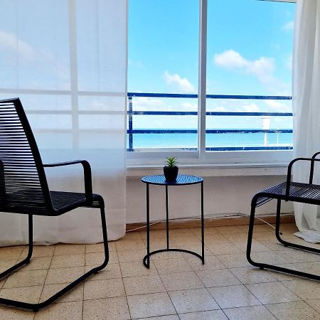 حيفا Shneider Apartments Sea ​​In The Window المظهر الخارجي الصورة